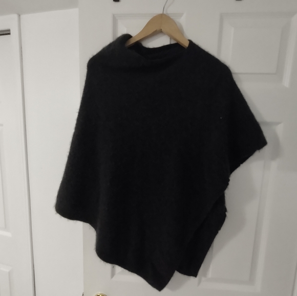 Cashmere poncho - so soft and cozy! - Picture 2 of 6